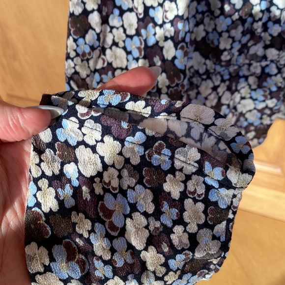 Top - Picture 4 of 8